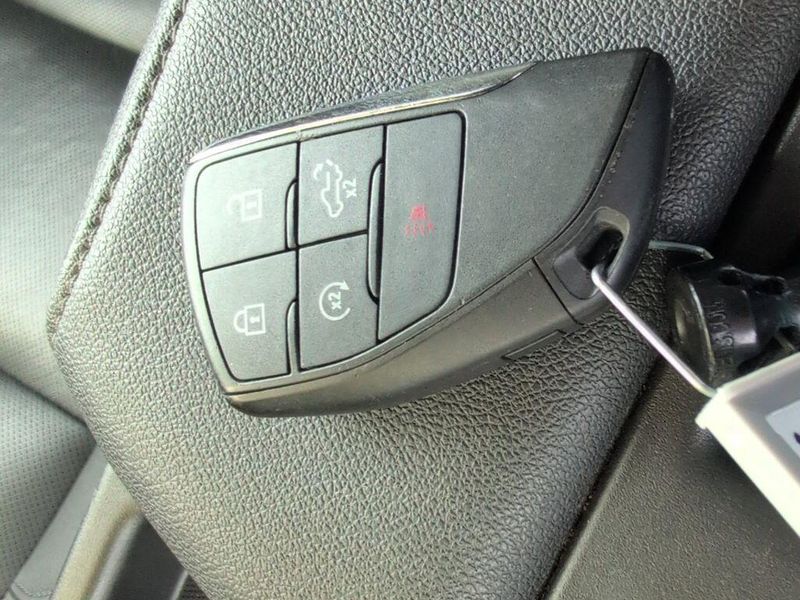 Used 2025 GMC Sierra 1500 SLTImage 22