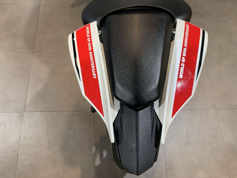 Used 2022 Yamaha YZF-R7 CA Image 18