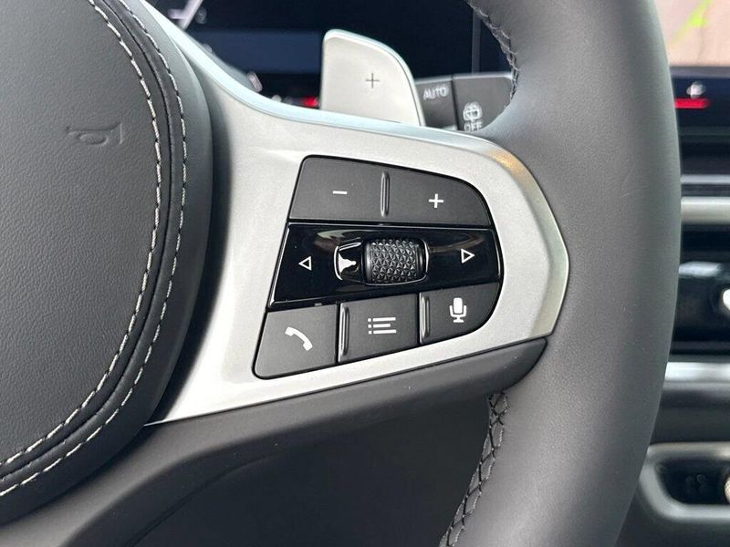New 2027 BMW X7 xDrive40iImage 23