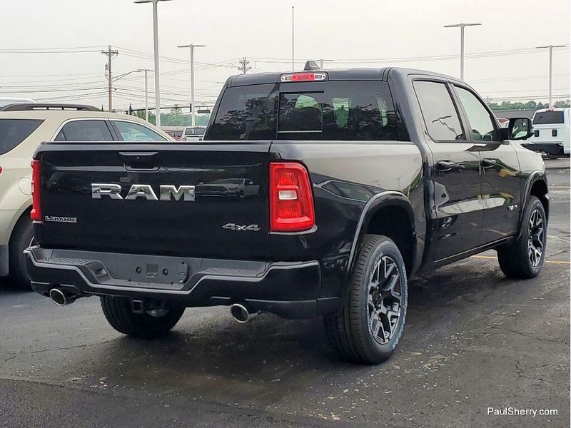 2025 RAM 1500 Laramie Crew Cab 4x4 5