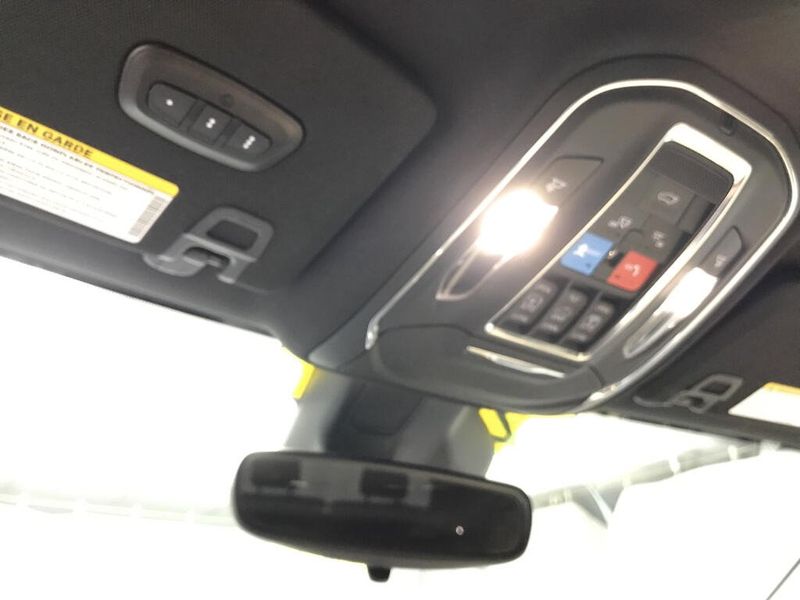 Used 2024 Jeep Grand Cherokee L LimitedImage 8