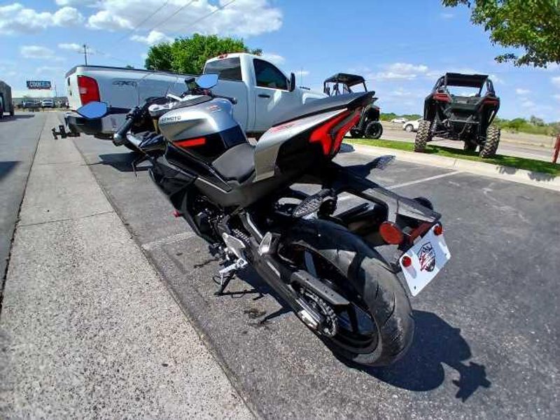 2025 CFMOTO 450SS CF4006US 