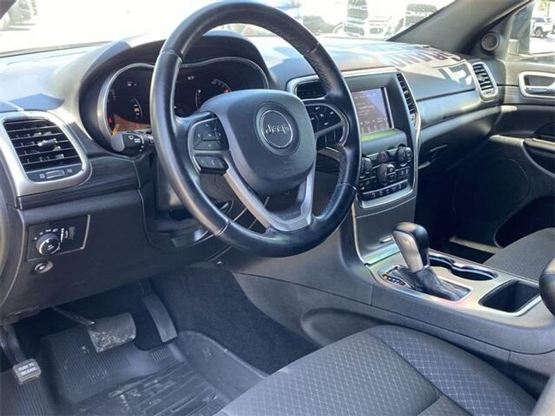 2021 Jeep Grand Cherokee Laredo EImage 17