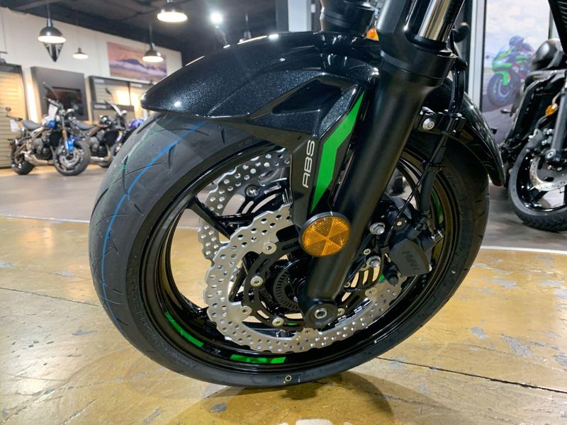 New 2025 Kawasaki Z650 ABS Image 10