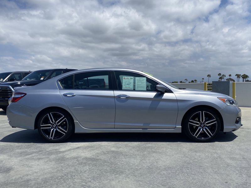 2016 Honda Accord Sedan SportImage 3