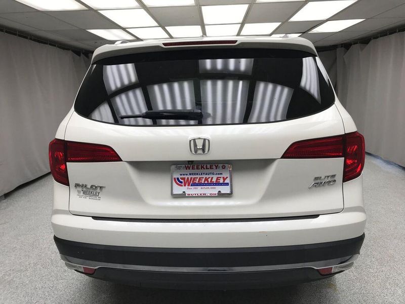Used 2017 Honda Pilot EliteImage 12