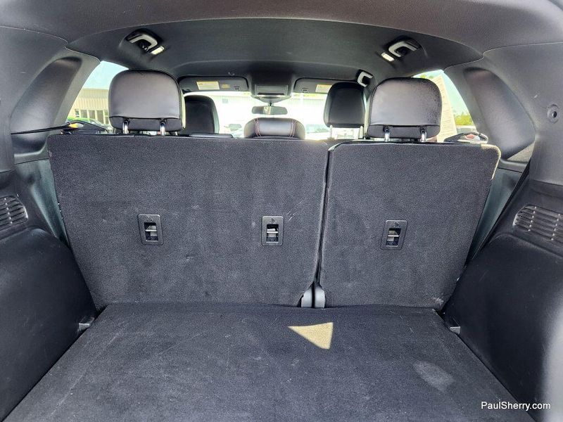 2024 Ford Escape ST-Line photo 18