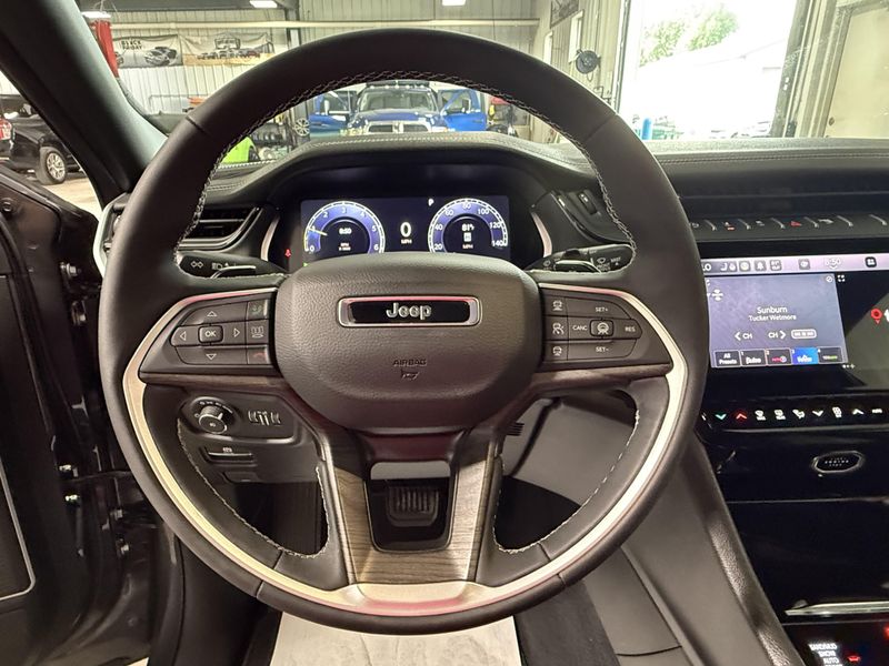 Used 2026 Jeep Grand Cherokee L Limited ReserveImage 19