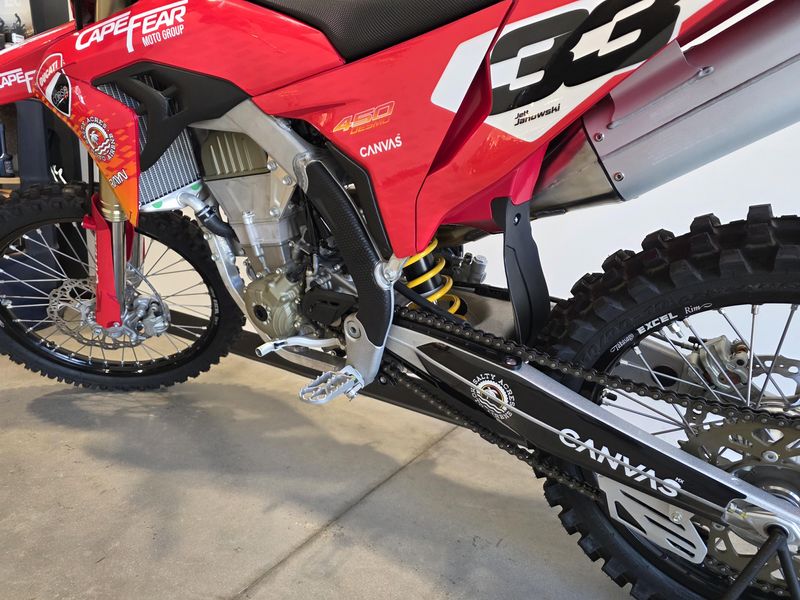 2026 Ducati Desmo450 MX