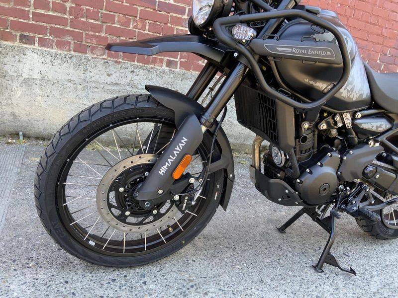 New 2026 Royal Enfield HIMALAYAN 450 MANA BLACK EDITION 