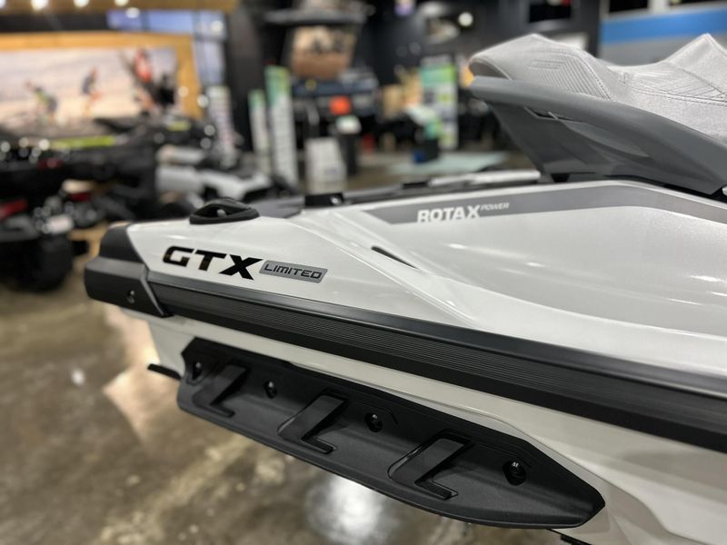 New 2025 Sea-Doo GTX LIMITED 325 (SOUND SYSTEM) Image 12