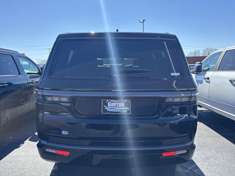 2026 Jeep Grand Wagoneer Summit Obsidian 4x4Image 8
