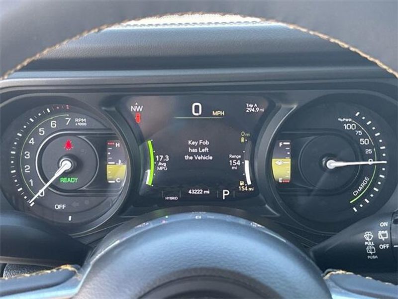 2024 Jeep Wrangler Sahara 4xe photo 29