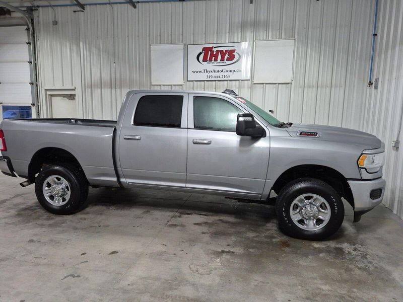 2024 RAM 2500 TradesmanImage 4