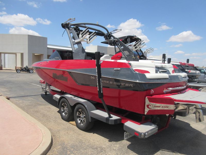 USED 2017 MALIBU WAKESETTER 22MXZ Image 5