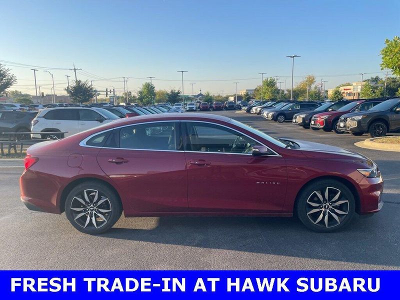 2017 Chevrolet Malibu 1LT photo 6