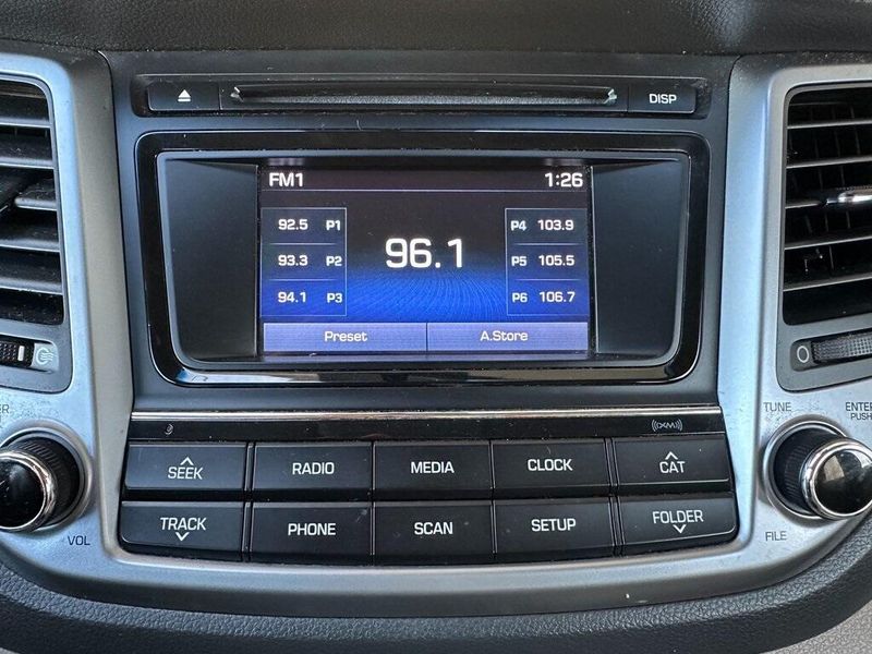 2017 Hyundai Tucson SEImage 4
