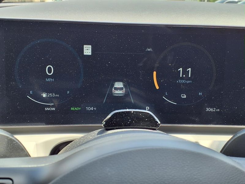 2025 Hyundai Tucson Hybrid SEL ConvenienceImage 26