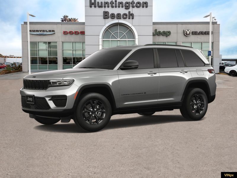 2025 Jeep Grand Cherokee Altitude 4x2Image 2