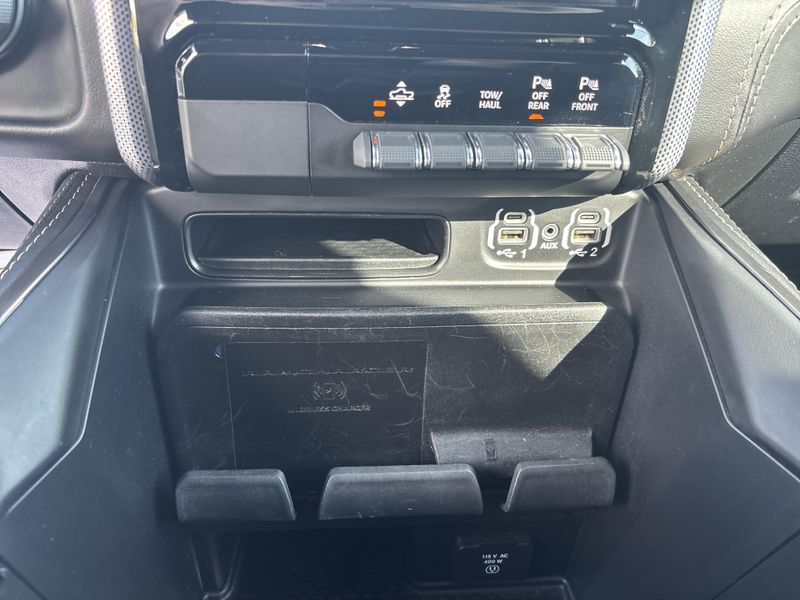 Used 2020 RAM 1500 LimitedImage 26