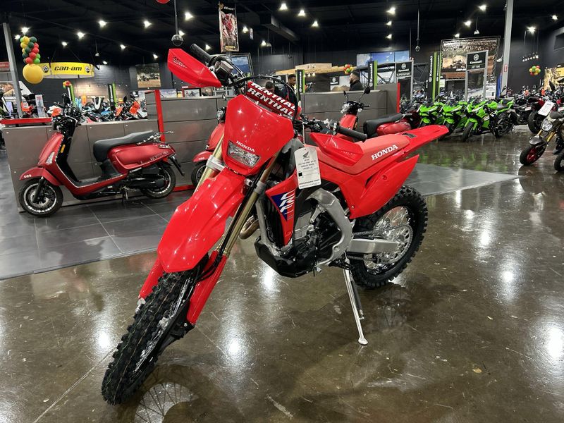 2025 Honda CRF450X  in a RED exterior color. Del Amo Motorsports of Redondo Beach (424) 390-7811 delamomotorsports.com 