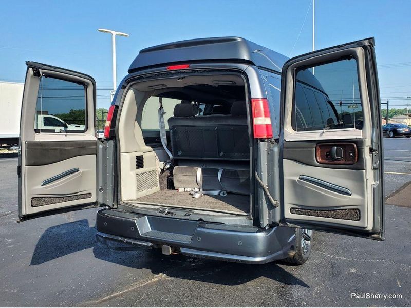 Used 2015 GMC Savana 2500 Image 15
