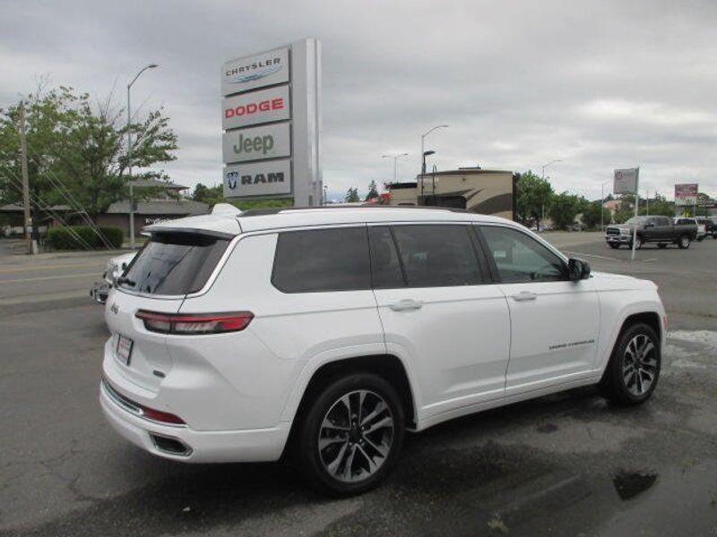 Used 2022 Jeep Grand Cherokee L OverlandImage 7