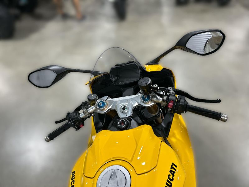 New 2026 Ducati PANIGALE V2 S Image 24