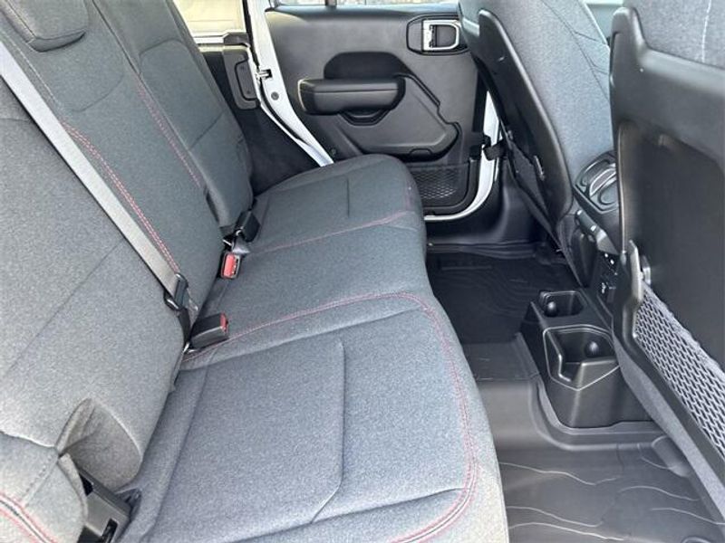 New 2025 Jeep Wrangler 4-door RubiconImage 14