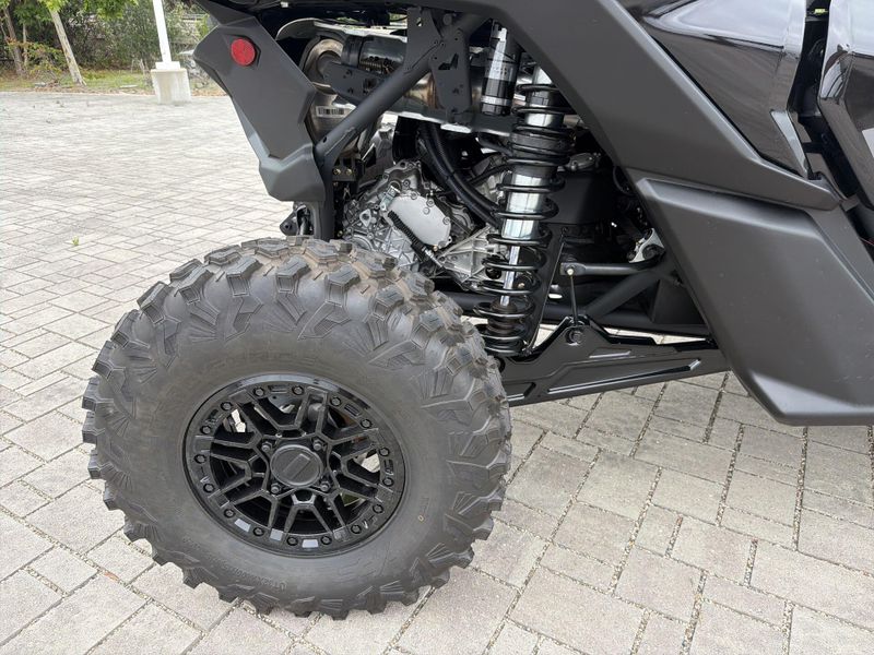 New 2026 Can-Am MAVERICK X3 X RS TURBO RR WITH 10.25 IN. INFOTAINMENT Image 20
