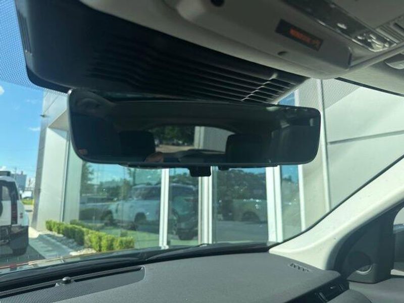 2025 Land Rover Discovery Sport S
