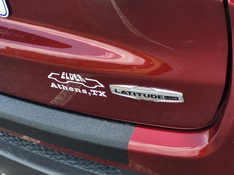 2022 Jeep Compass Latitude LuxImage 8