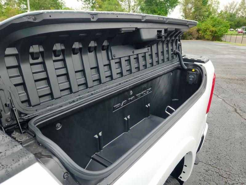 New 2027 RAM 1500 Limited Crew Cab 4x4 5'7' Box