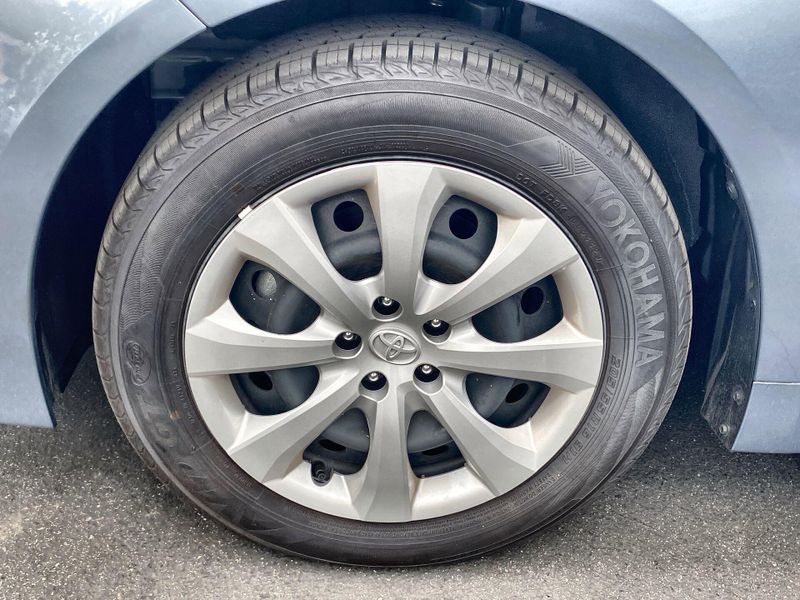 2024 Toyota Corolla LEImage 31