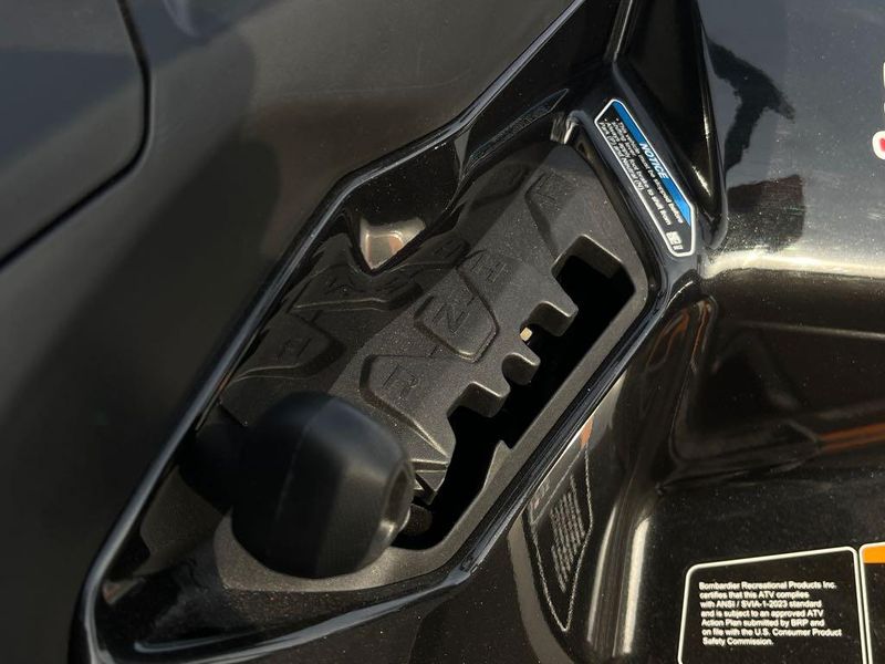 New 2026 Can-Am OUTLANDER BACKCOUNTRY 1000R 