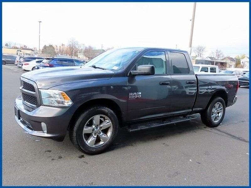 2019 RAM 1500 Classic ExpressImage 1