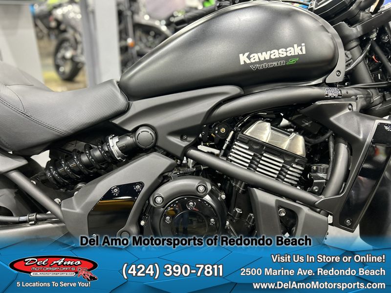 2024 Kawasaki EN650CRFNL-BK1  in a METALLIC FLAT SPARK BLACK exterior color. Del Amo Motorsports of Redondo Beach (424) 304-1660 delamomotorsports.com 