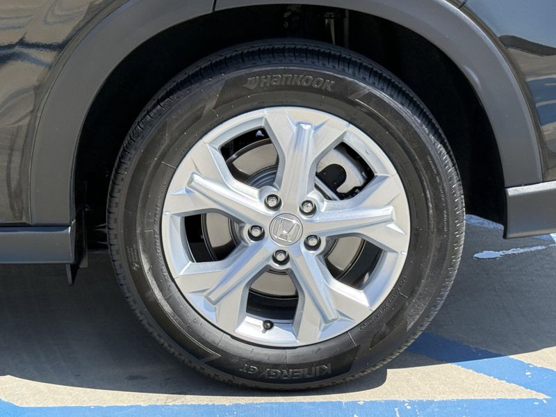 Used 2024 Honda HR-V LXImage 14
