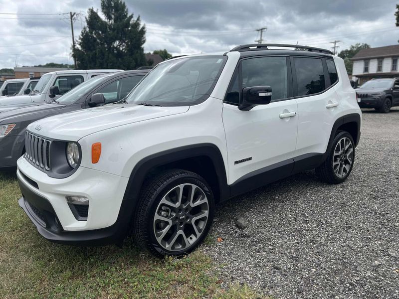 Used 2022 Jeep Renegade Image 6