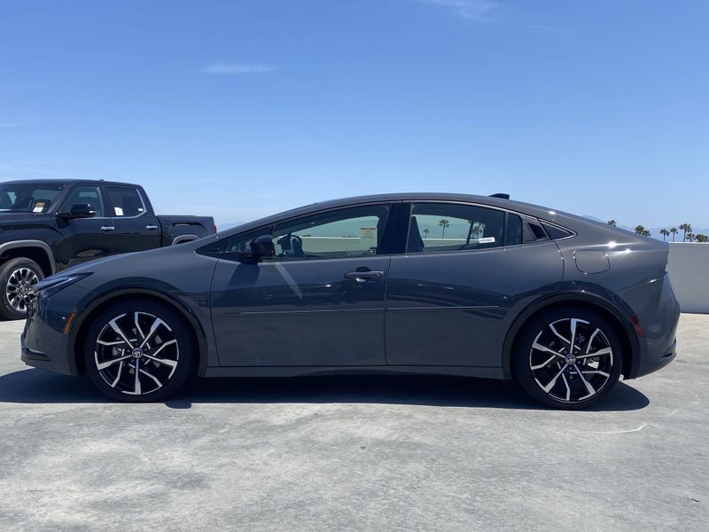 2024 Toyota Prius Prime XSEImage 7