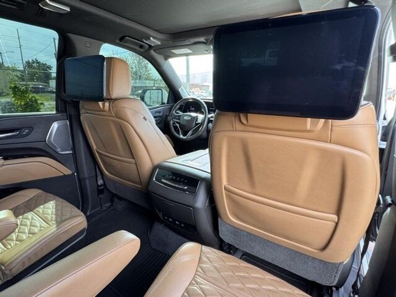 Used 2021 Cadillac Escalade SportImage 21