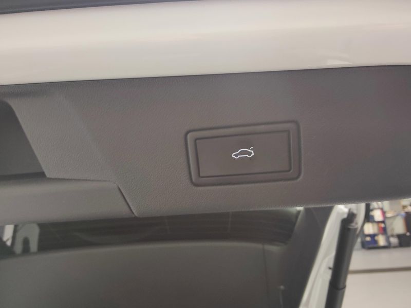 Used 2023 Volkswagen ID.4 Pro S Glass Roof 82kw Long RangeImage 15