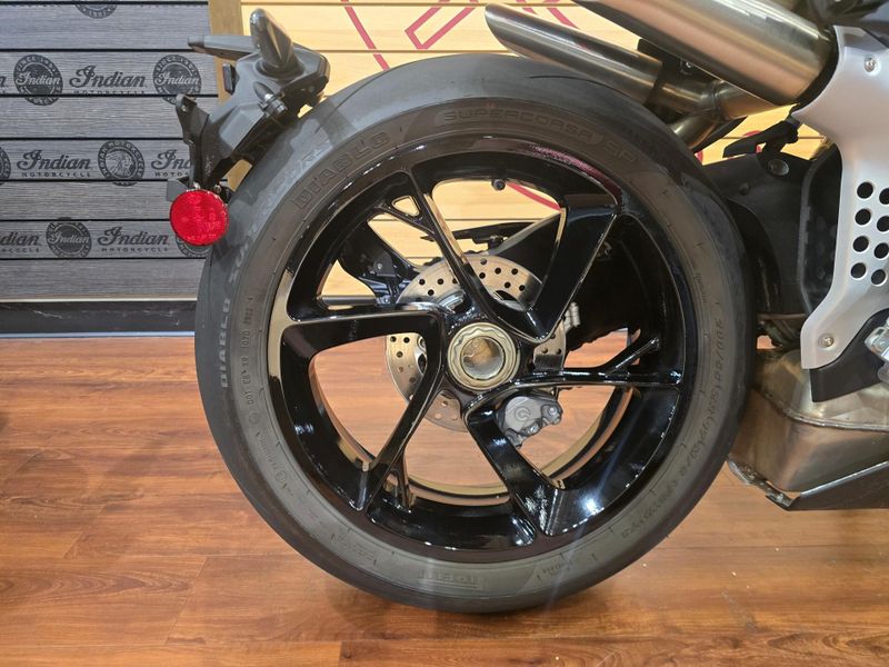 2024 MV Agusta Brutale 1000 RSImage 7
