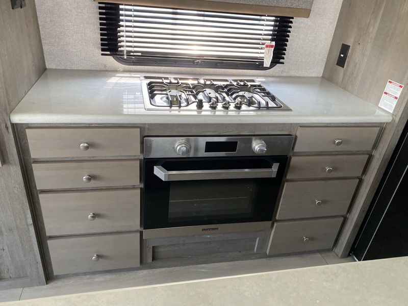 New 2027 NORTHWOOD MFG Arctic Fox NXT 365VSImage 14