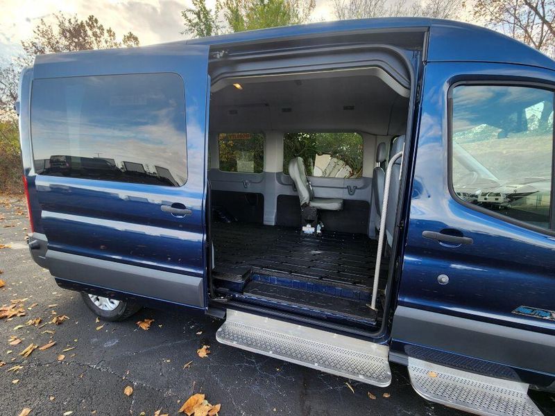 2015 Ford Transit-350 XLImage 41