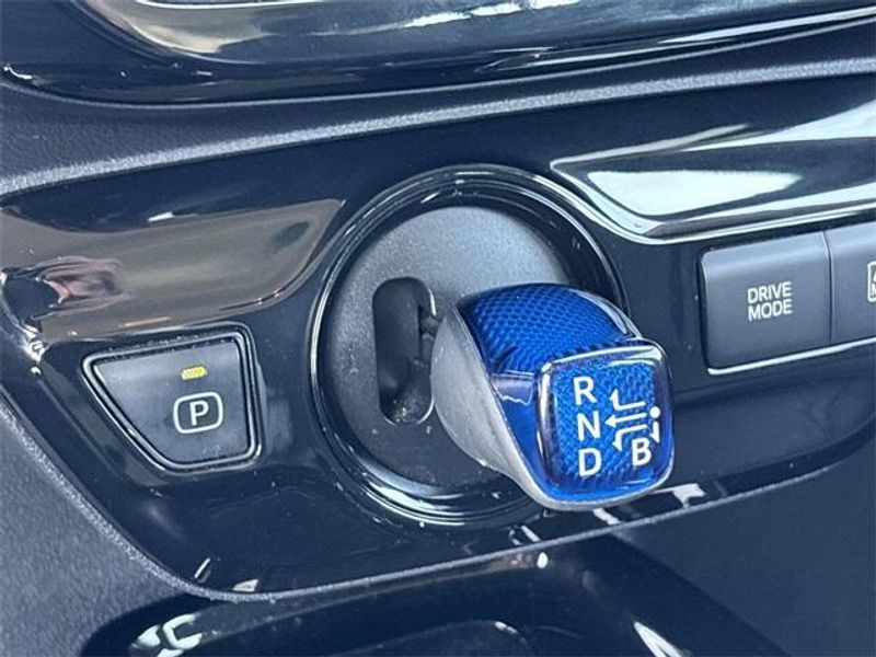 2019 Toyota Prius LImage 28