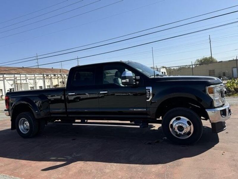 2022 Ford F-350 XLTImage 4