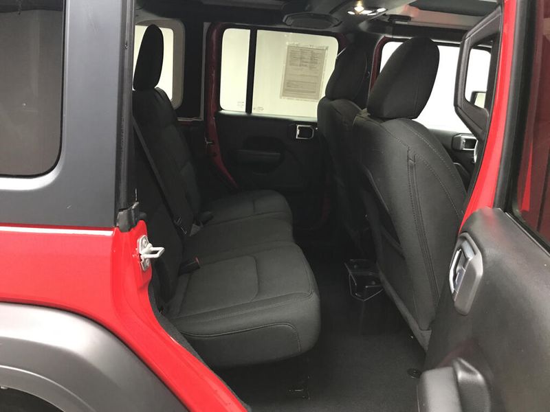 Used 2021 Jeep Wrangler Unlimited Sport AltitudeImage 21