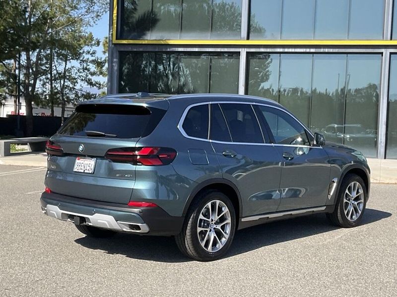 2025 BMW X5 sDrive40iImage 5