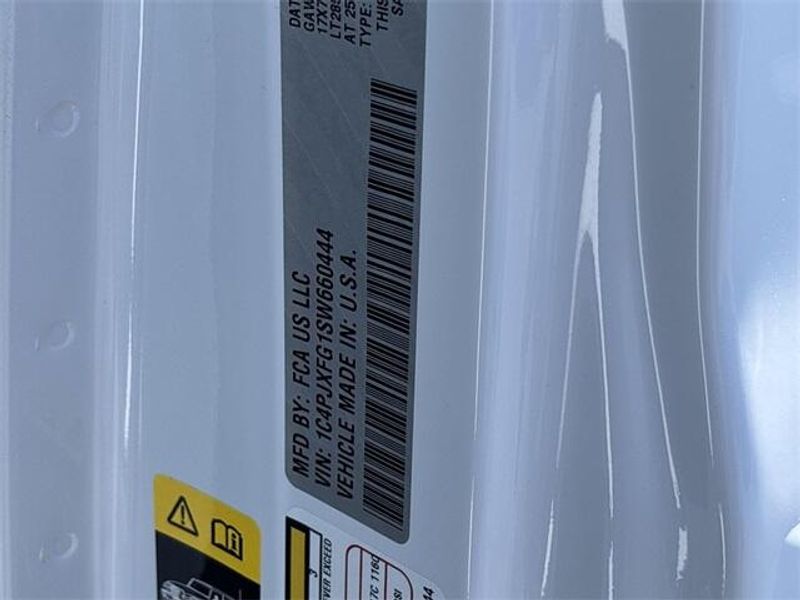 New 2025 Jeep Wrangler 4-door RubiconImage 22